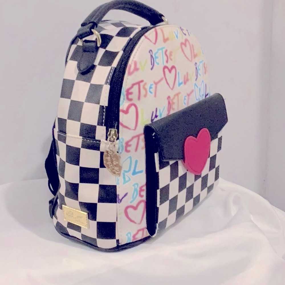 Betsey Johnson LBLEAH Backpack